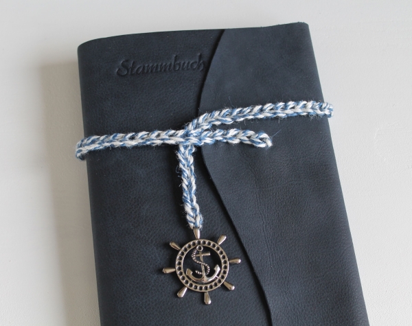 Stammbuch "Maritime",  aus dunkelblauem Büffelleder